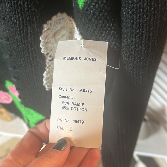 NWT Vintage Memphis Jones Floral Knit Cropped Sweater - Picture 4 of 7